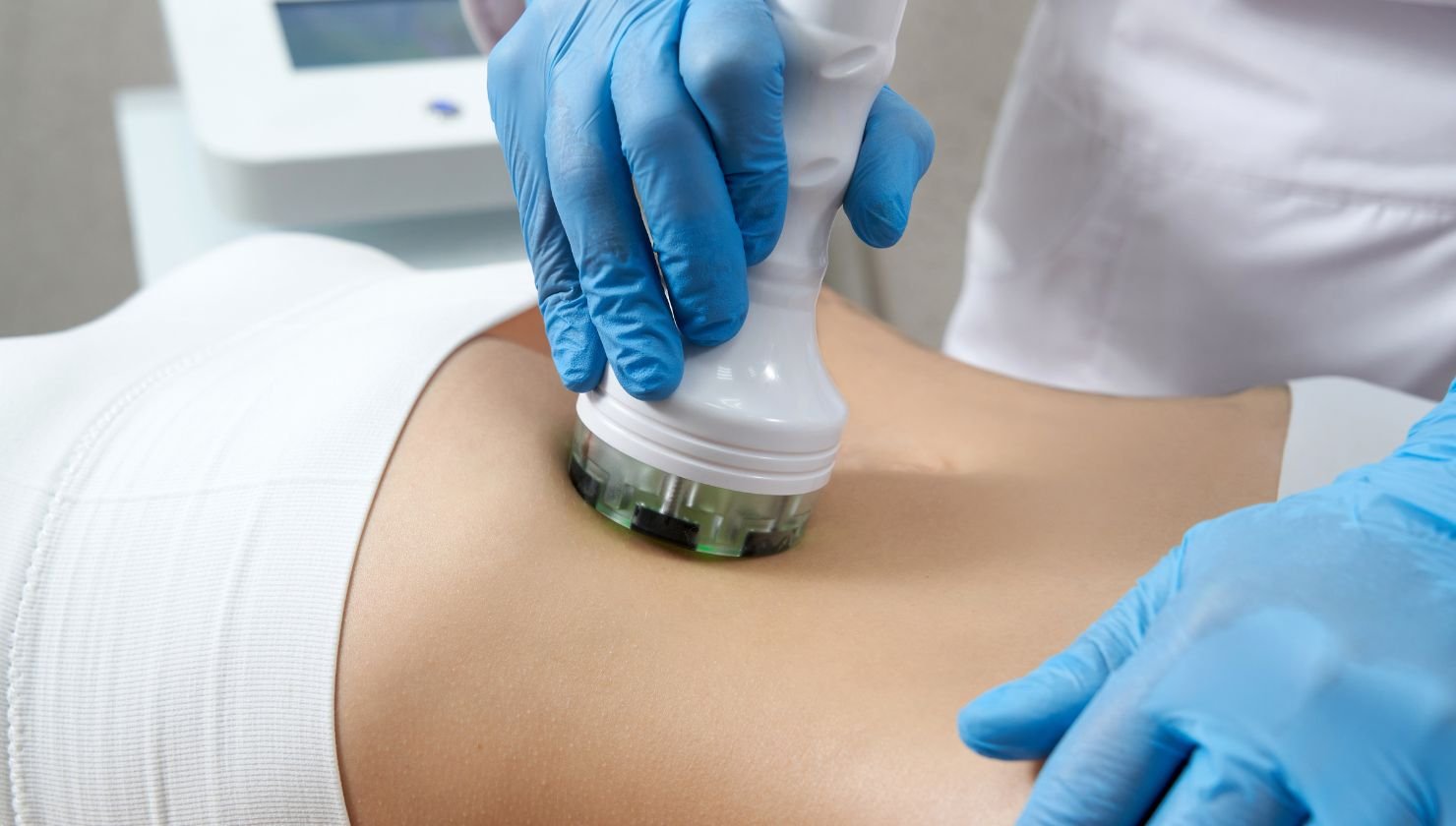 Professional body contouring for instant inch loss Bangalore at Aurilueur Excellence.