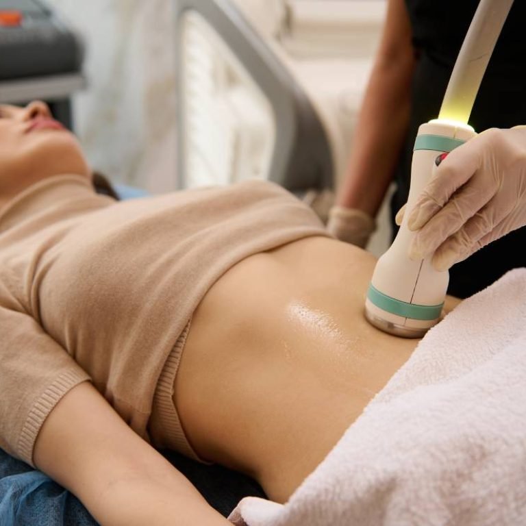 Coolsculpting in Bangalore by Aurilueur for body contouring